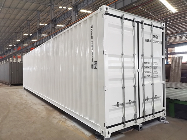 Surfing training equipment container is delivered to Hong Kong smoothly