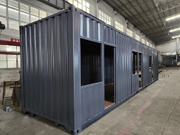 American Apartment - Modular Container House Smoothly Off The Line